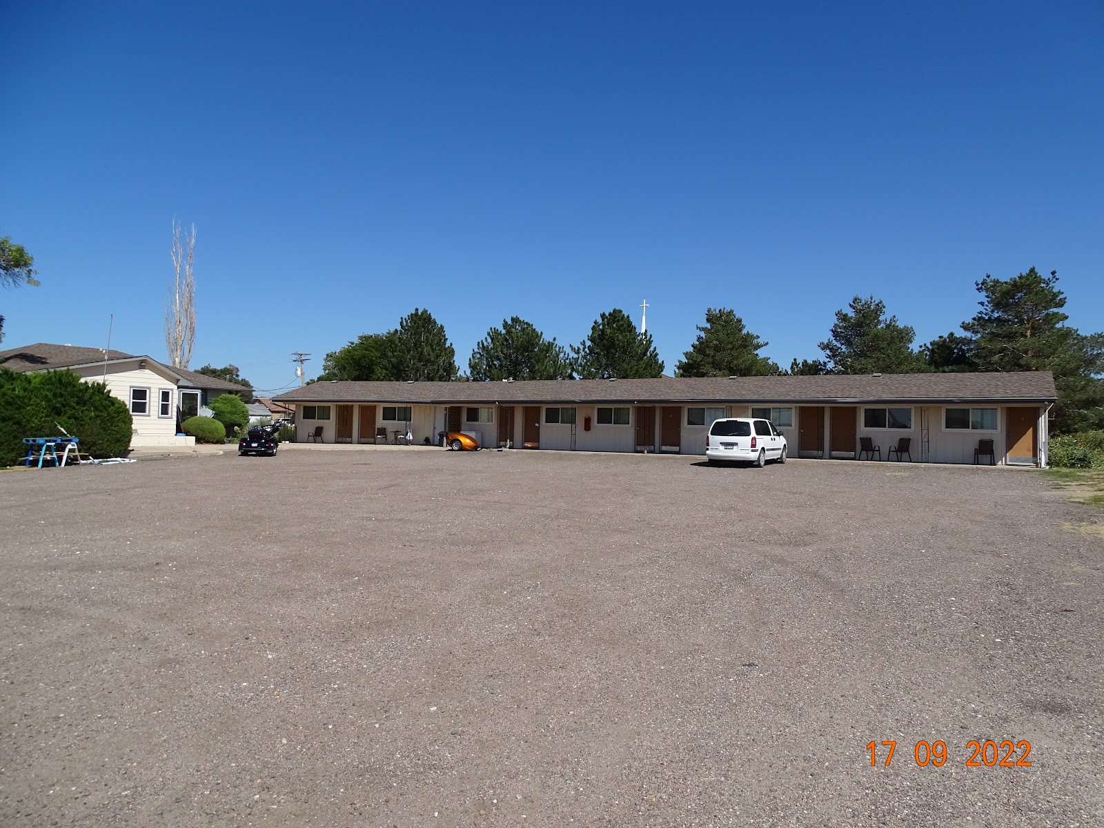 Homesteader Motel-Rv Trailer