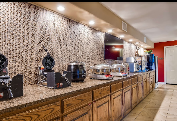 Best Western Canton Inn & RV Park