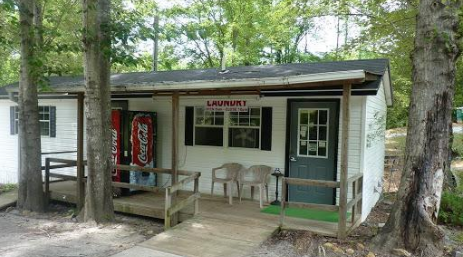 Pioneer Village Family Campground
