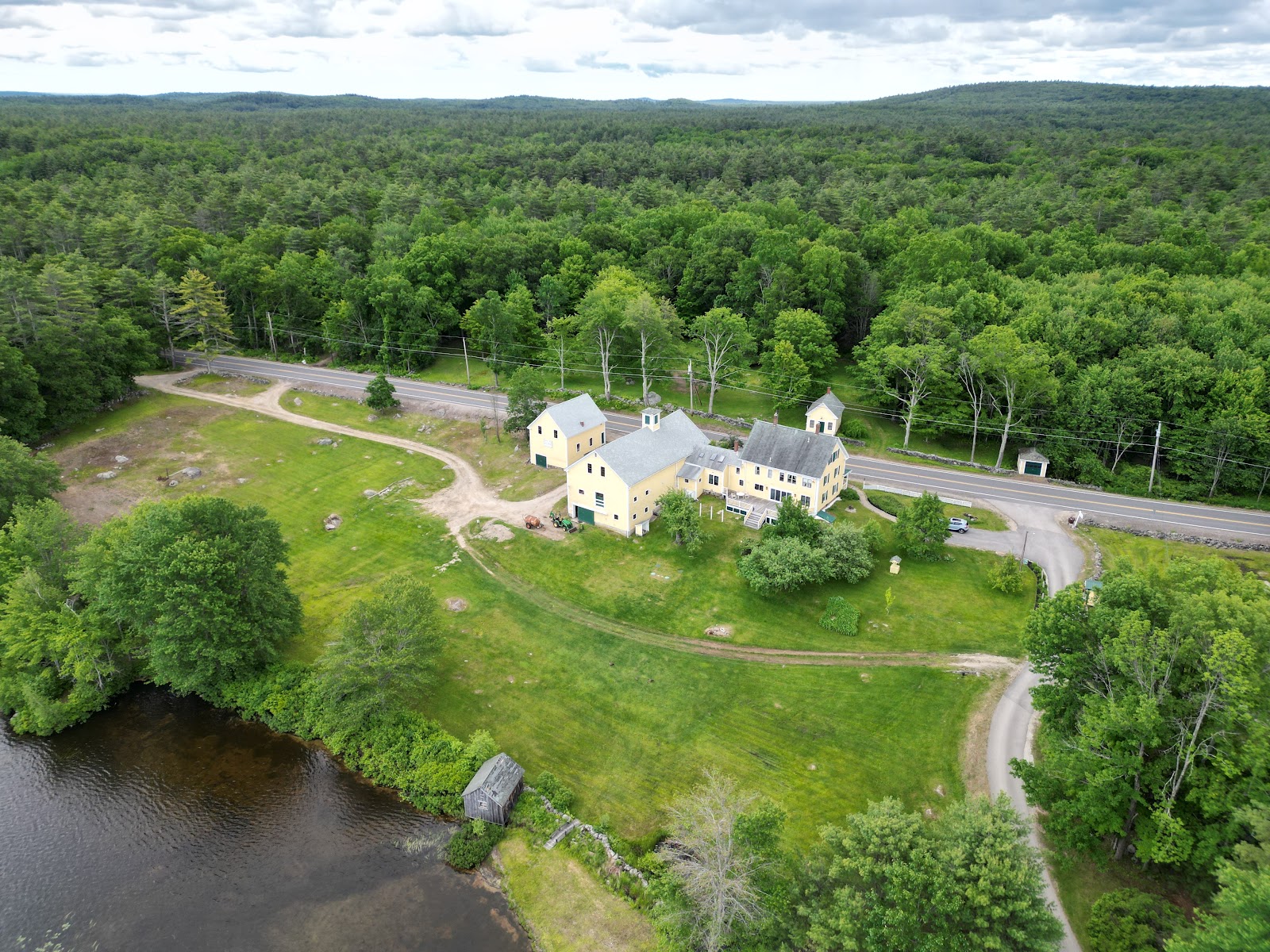Ayers Lake Family Campground And Cottages