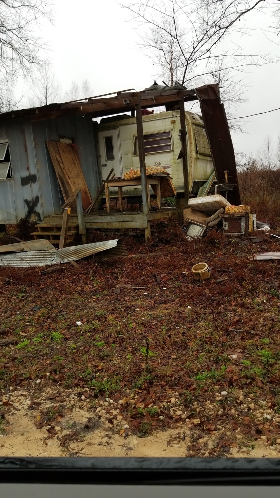 White Oak Landing and Hunt Camp