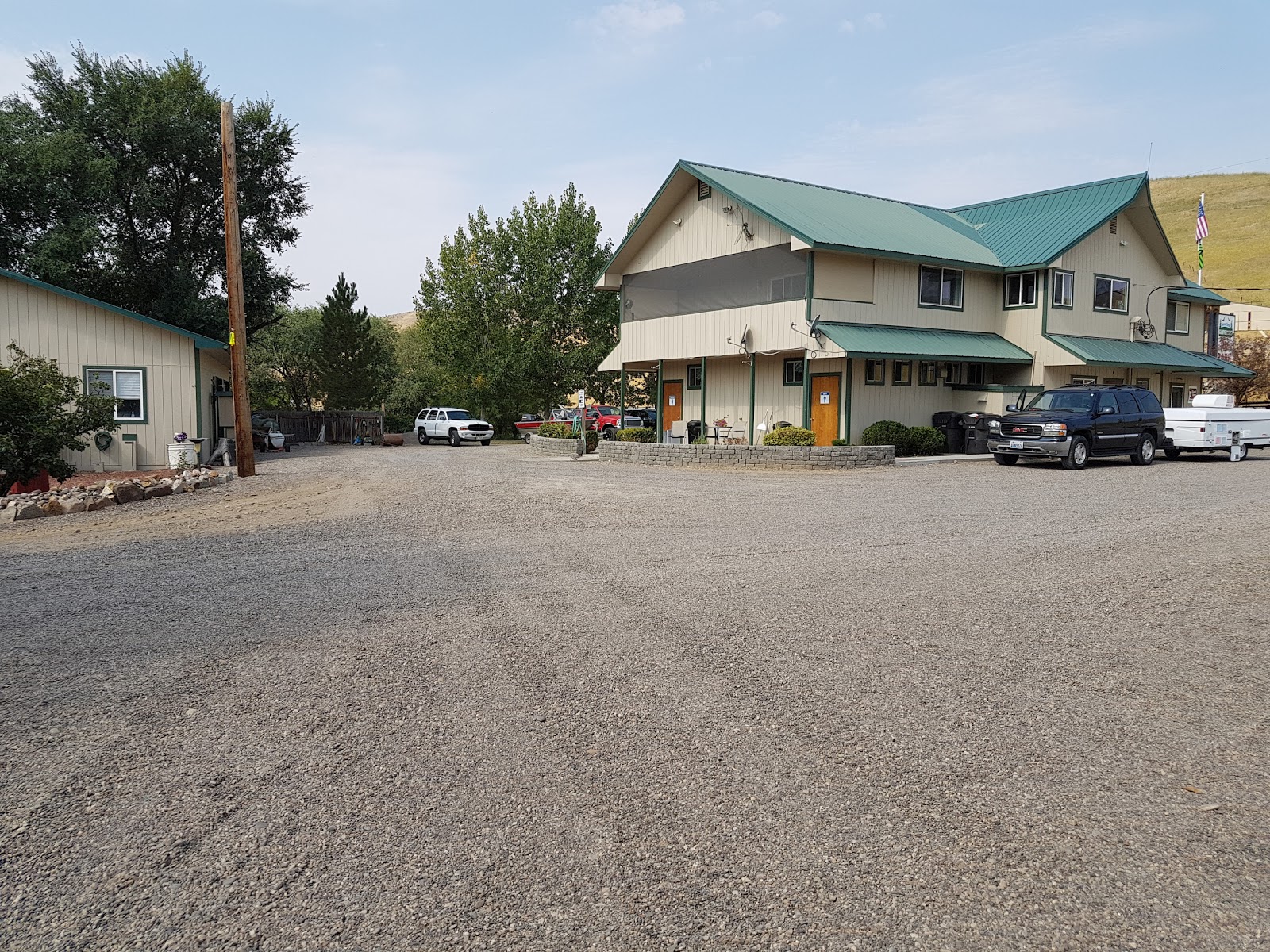 GNP--MONROE CREEK CAMPGROUND