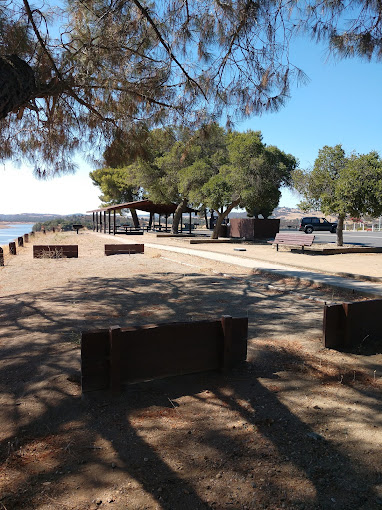 Observation Point Picnic Shelter (CA)