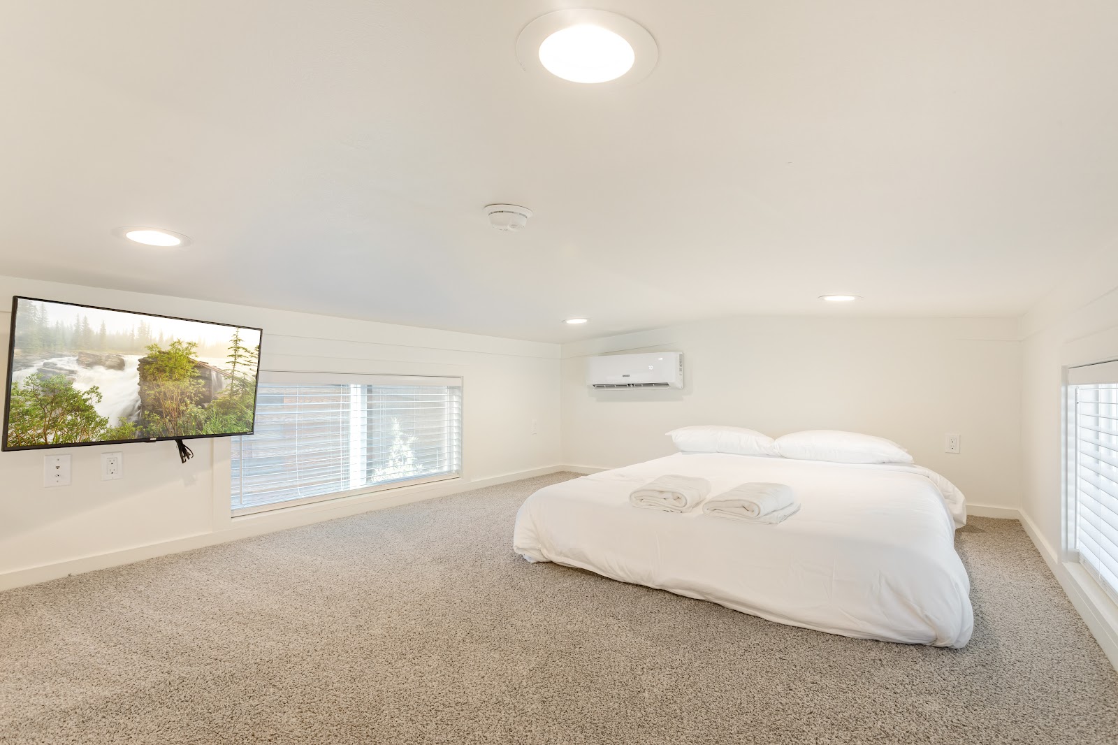 Indian Oaks Trailer Ranch