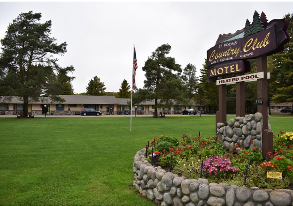 Country Club Motel
