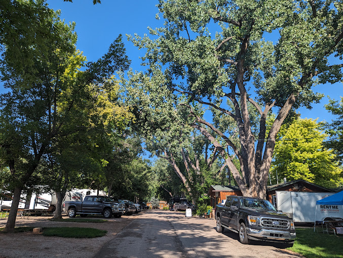 Lake Park Campground