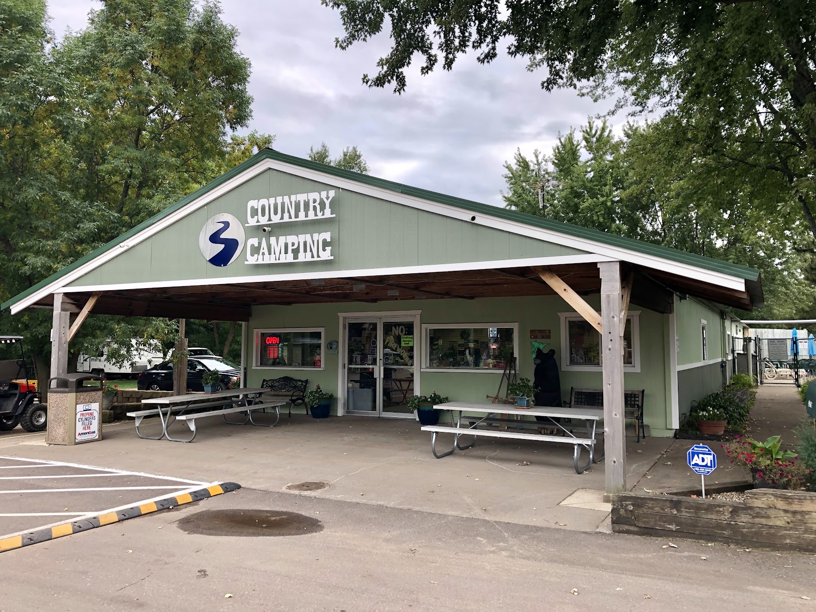 Country Camping RV Park