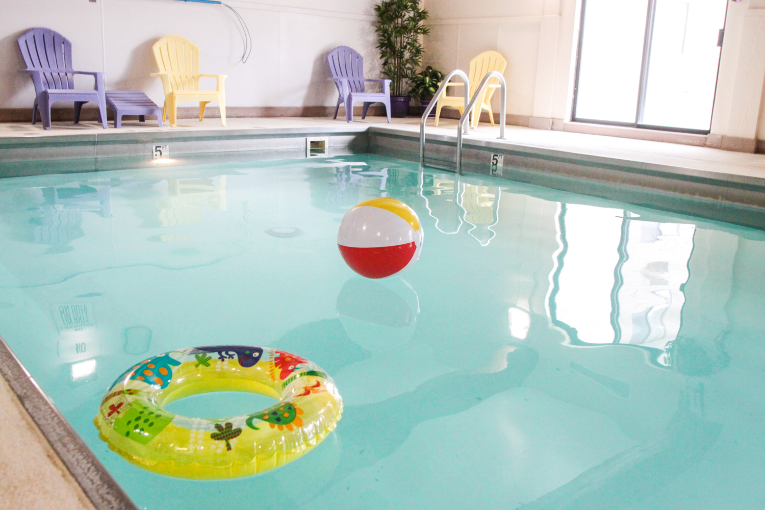 Cottonwood Inn & Suites