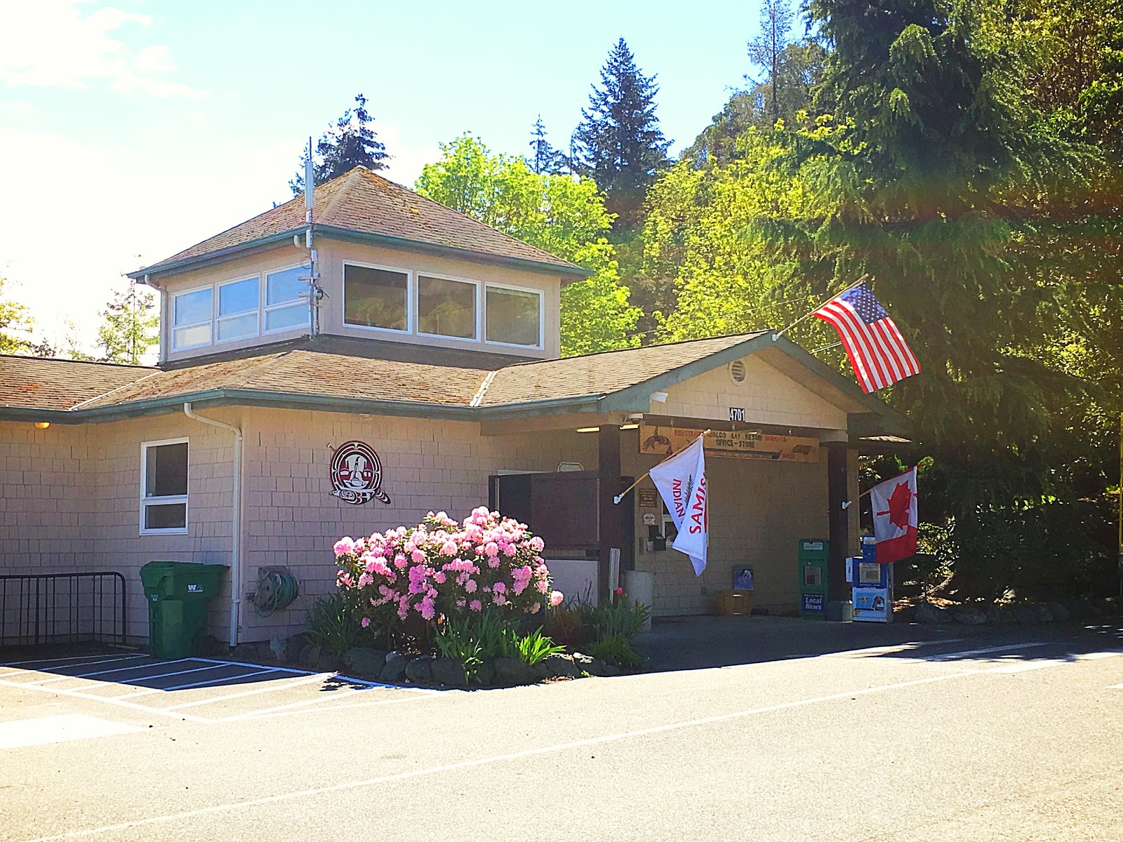 Fidalgo Bay RV Resort - RV at the Sea