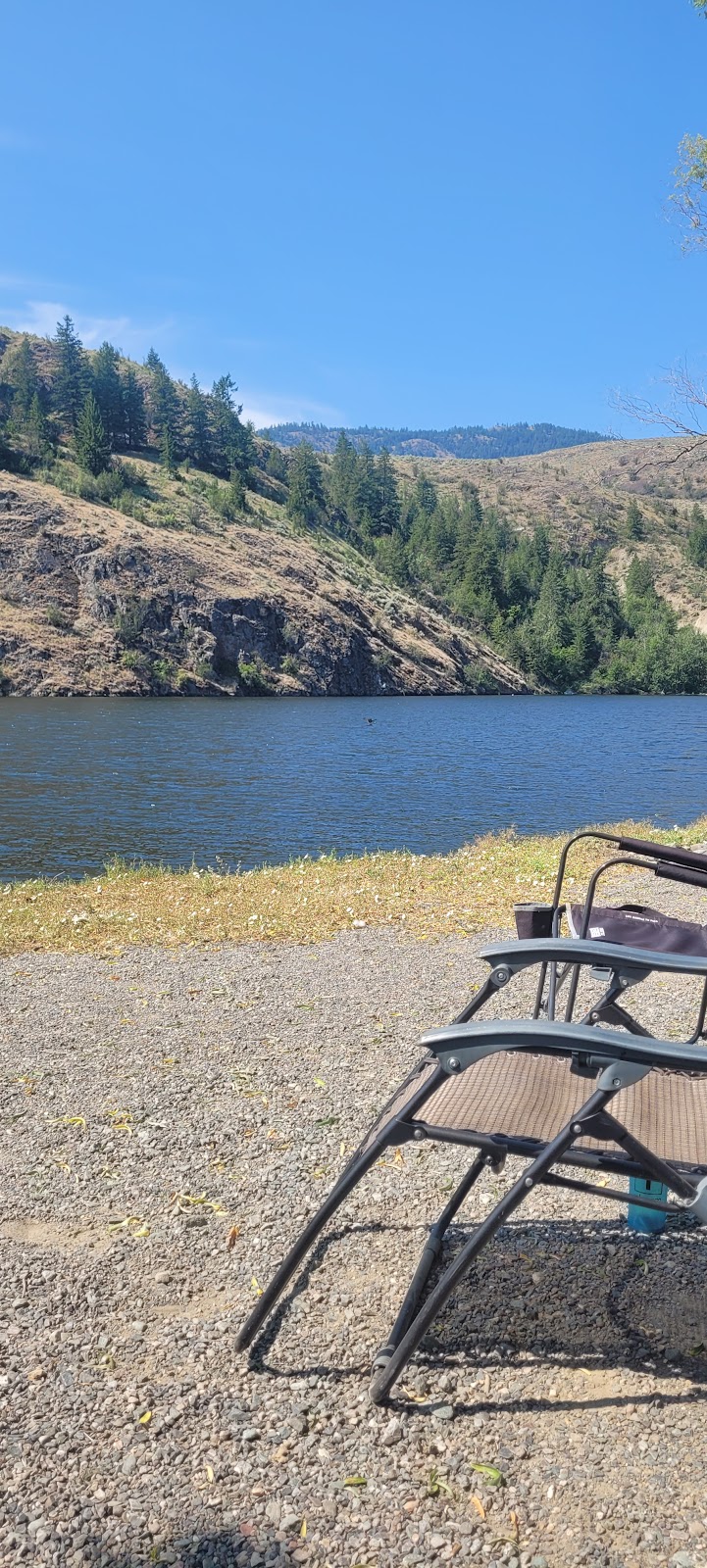 Spectacle Falls Resort