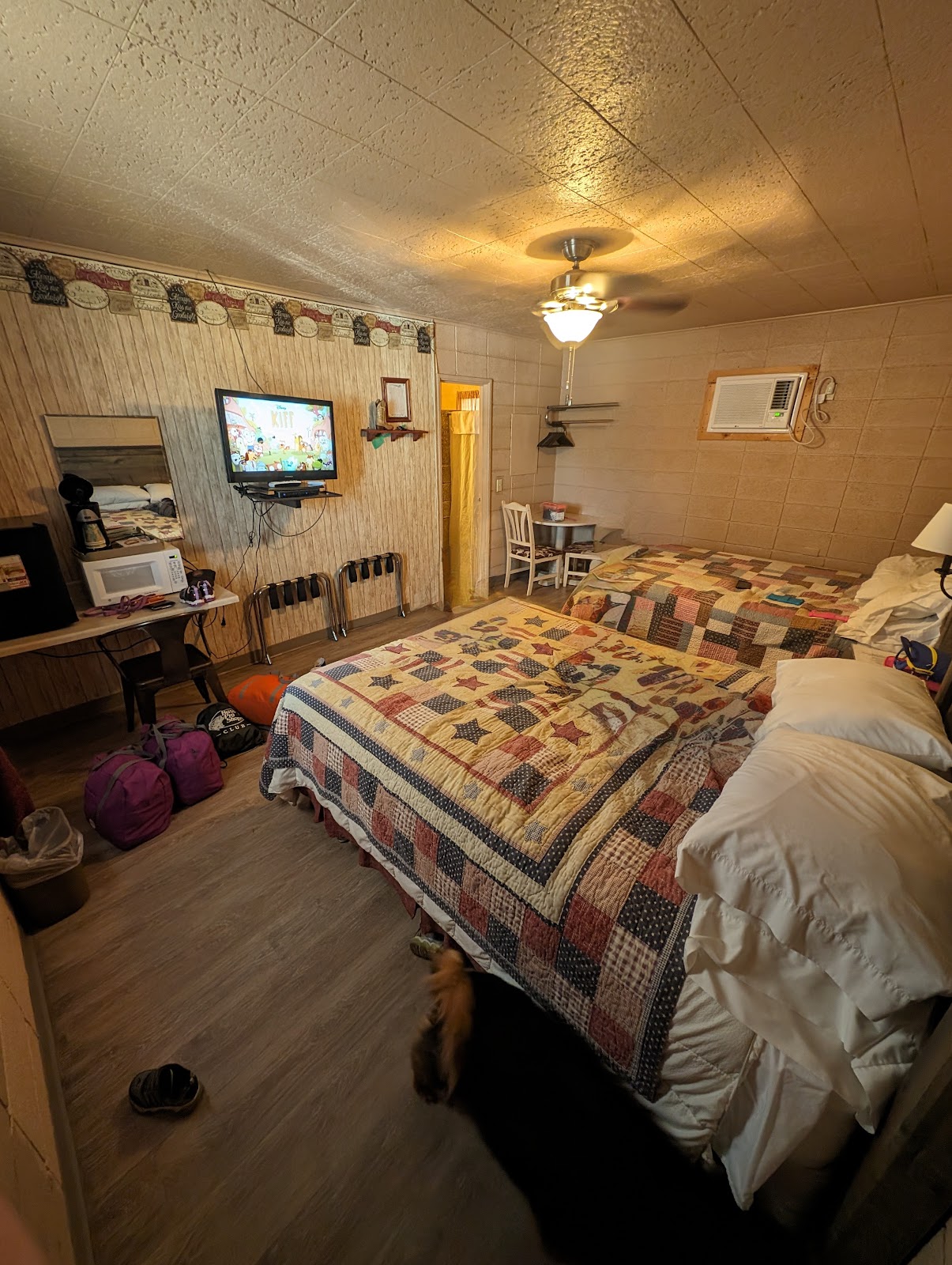 Circle O-Motel & Camp