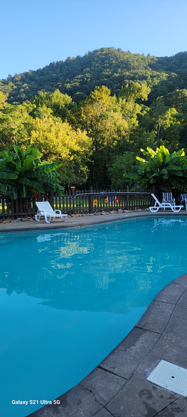 Misty River Cabins & RV Resort, LLC