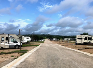 Frontier Inn Motel & RV Park