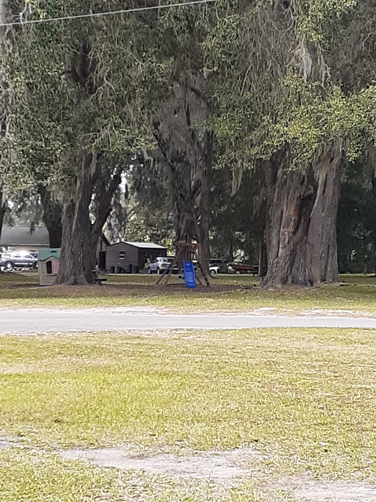 Out Of Towners RV Park