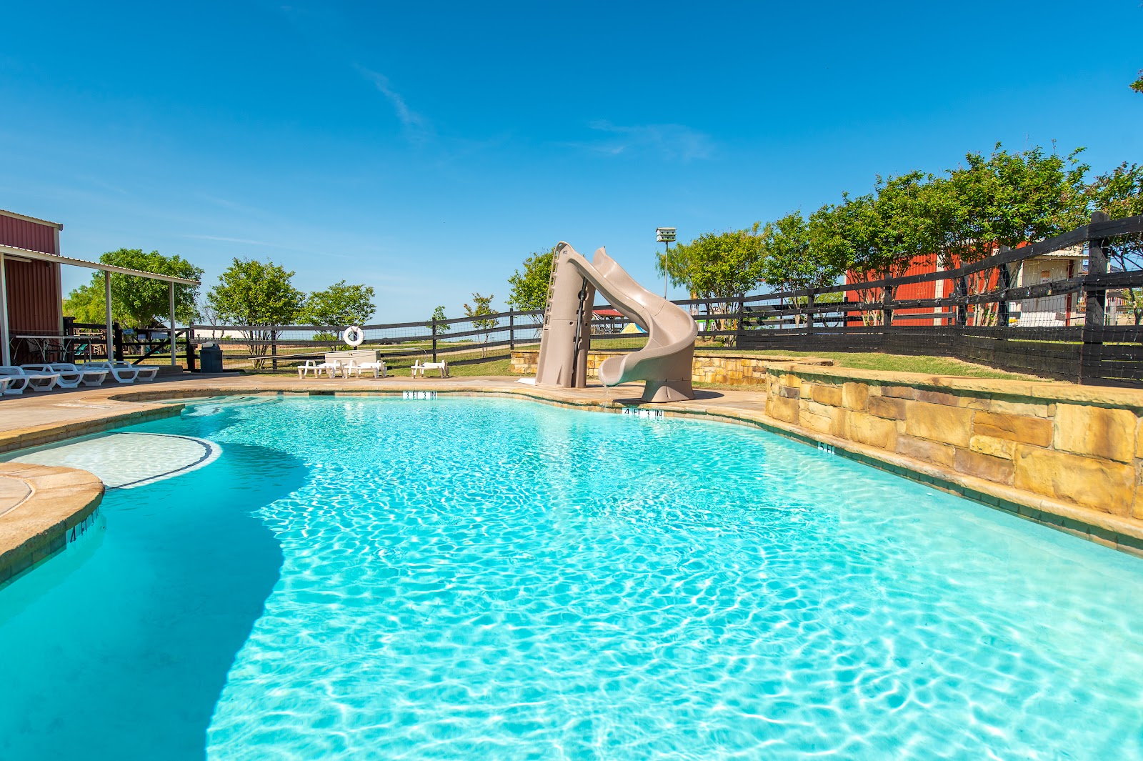 Jellystone Park Wichita Falls at Coyote Ranch Resort