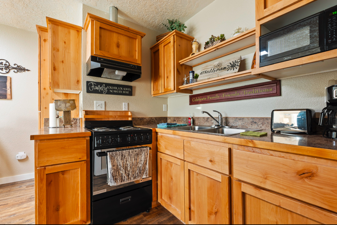 OSullivan Sportsman Resort