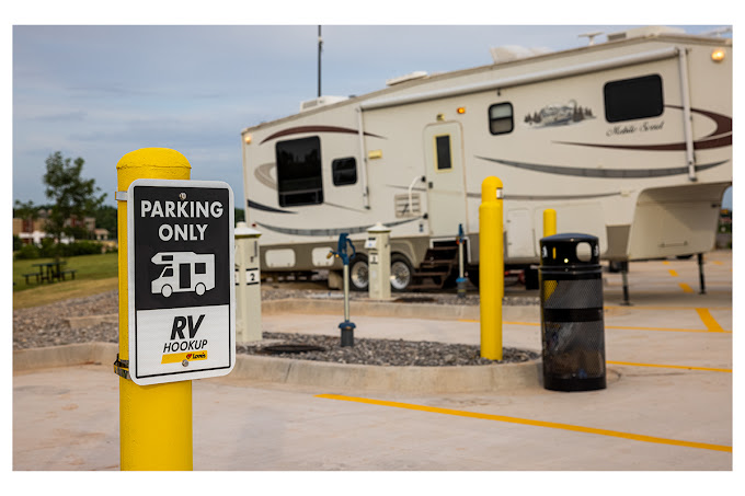 Love’s RV Hookup – Green River