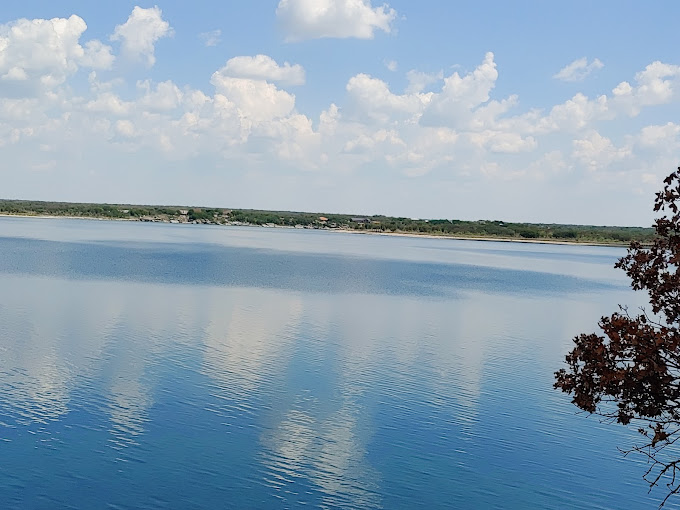 Willow Point - Lake Brownwood State Park