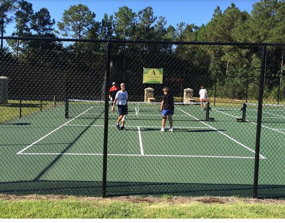 Lake Osprey RV Country Club