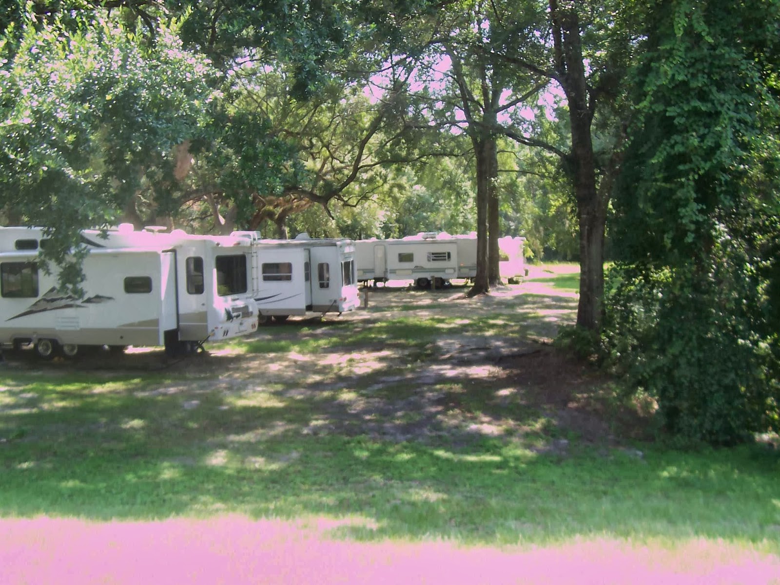 Cindy's RV Park & Motel