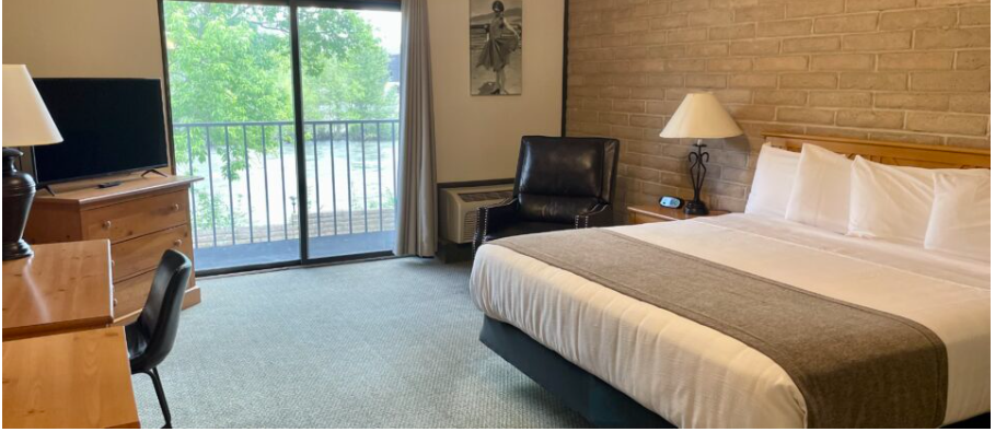 Stagecoach Motel and Trailer Park