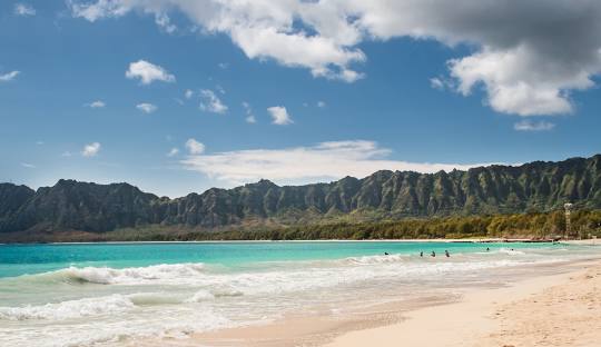 Bellows Field Beach Park