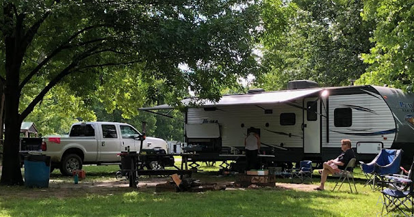 Mountain Creek Campground & Canoe Rental