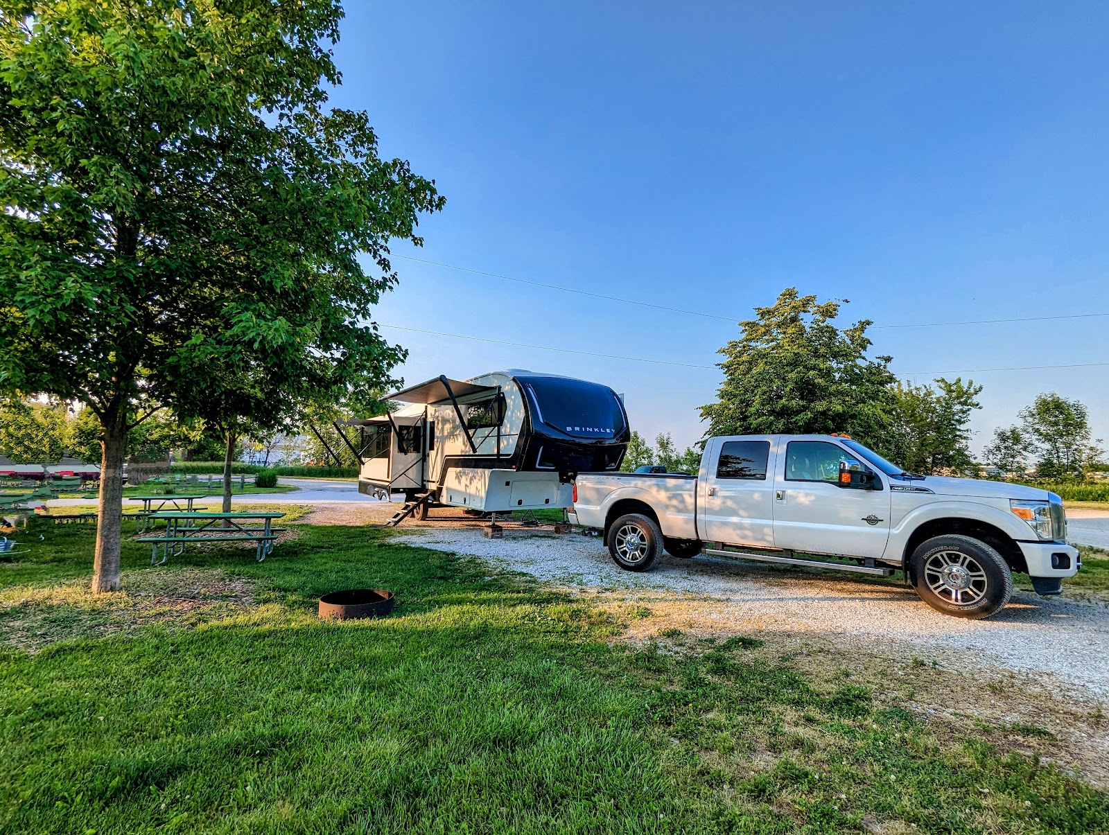 D and W Lake Camping and Fishing