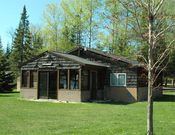 Larry's RV Park & Cabins