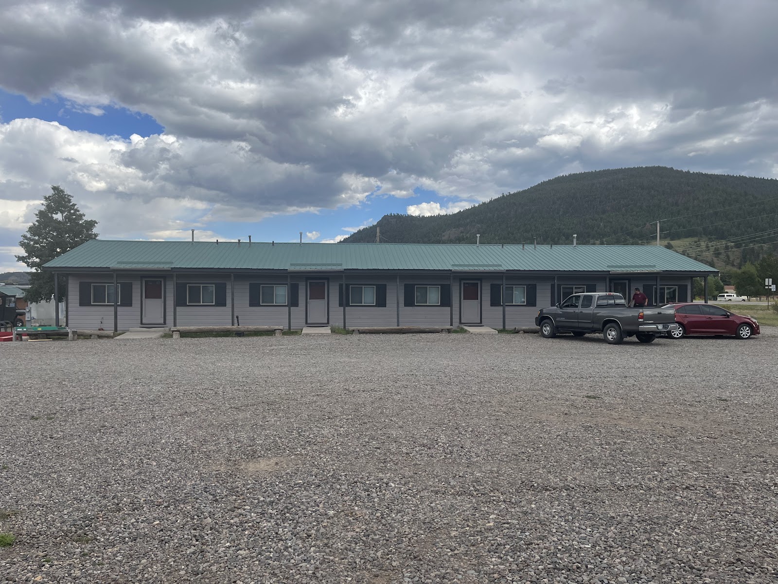 South Fork Lodge and RV Park
