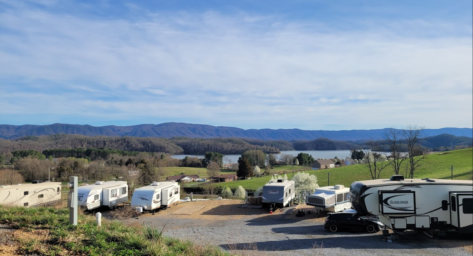Wolf Lair Campground
