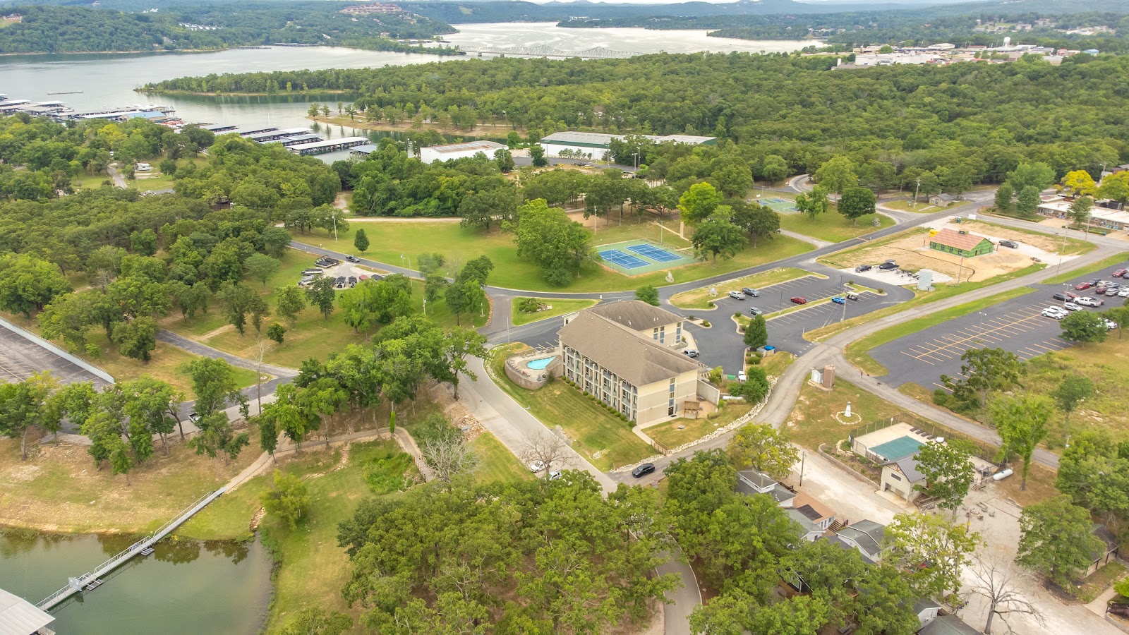 Port of Kimberling Marina & Campground