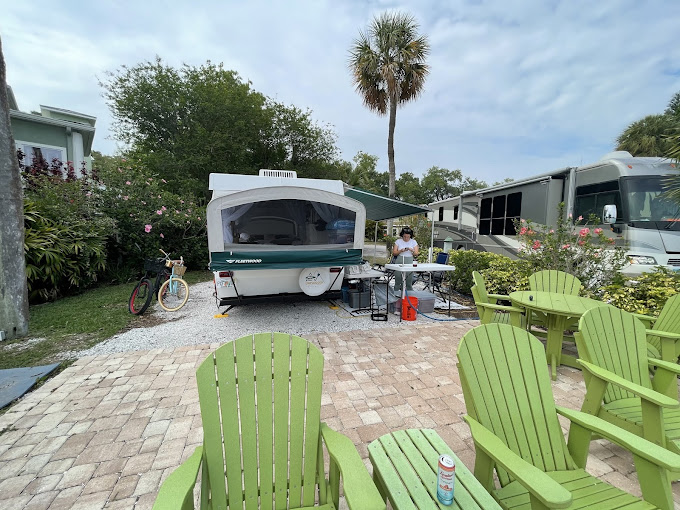 Hickory Point Mobile Home & RV