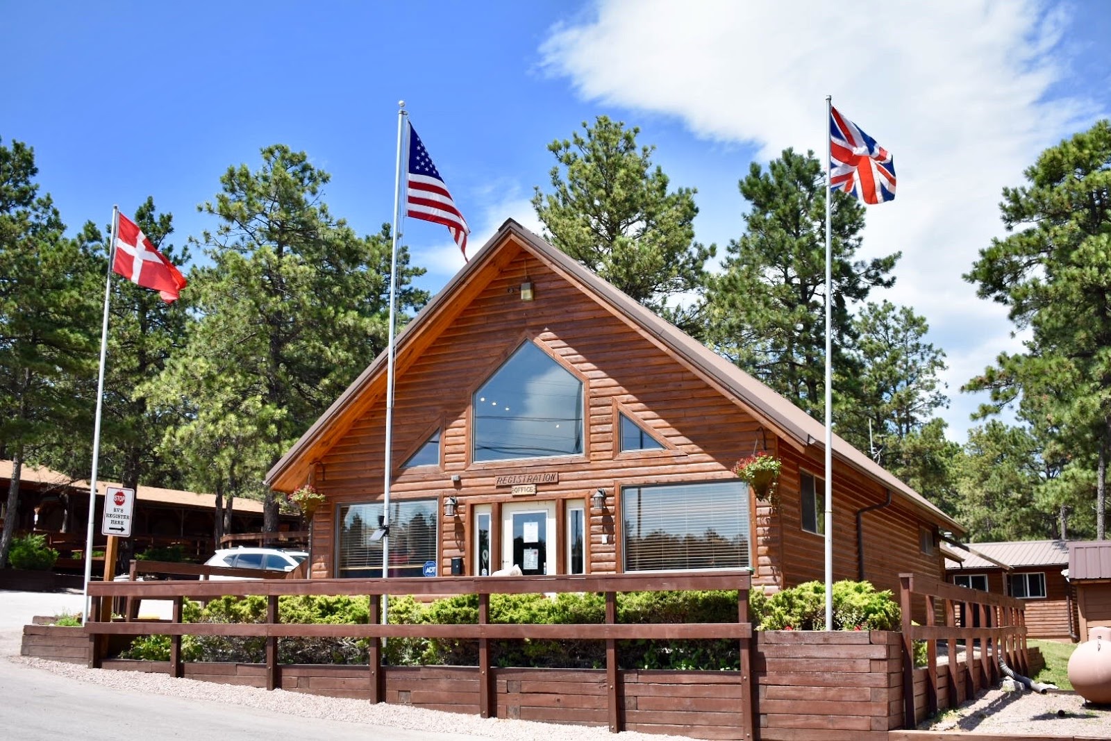 Mystery Mountain Resort