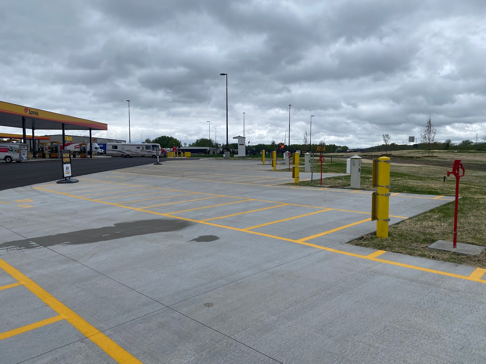 Love’s RV Hookup – Rockville