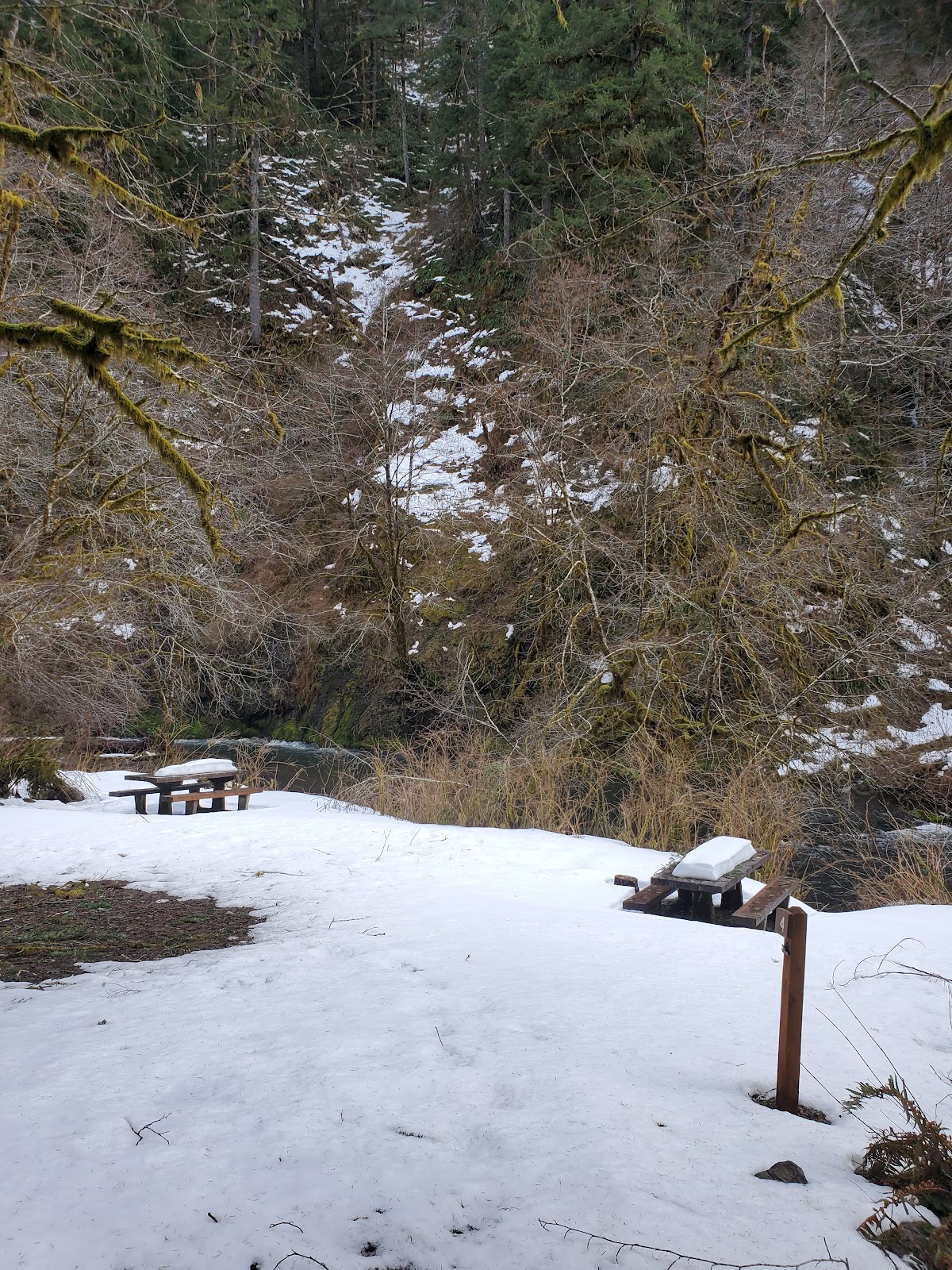 Rocky Bend Campground