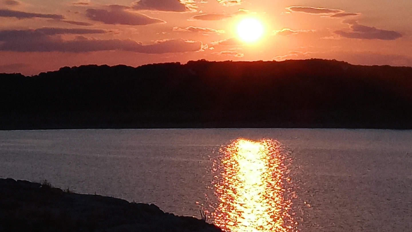 Joes Place Marina & Resort