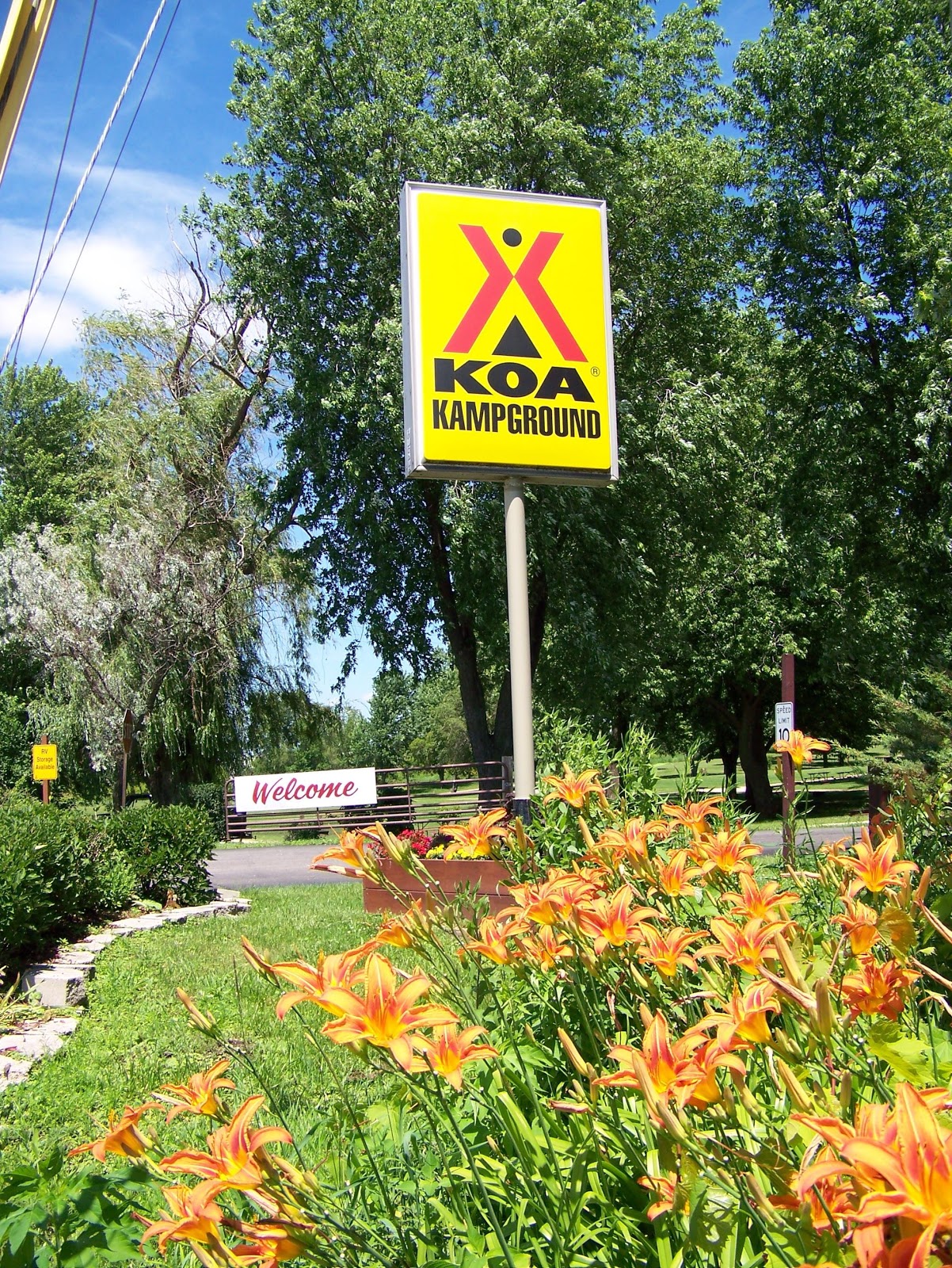 KOA Holiday Chicago Northwest