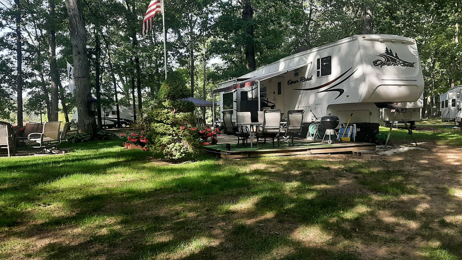 Twin Pines Campground and Canoe Livery