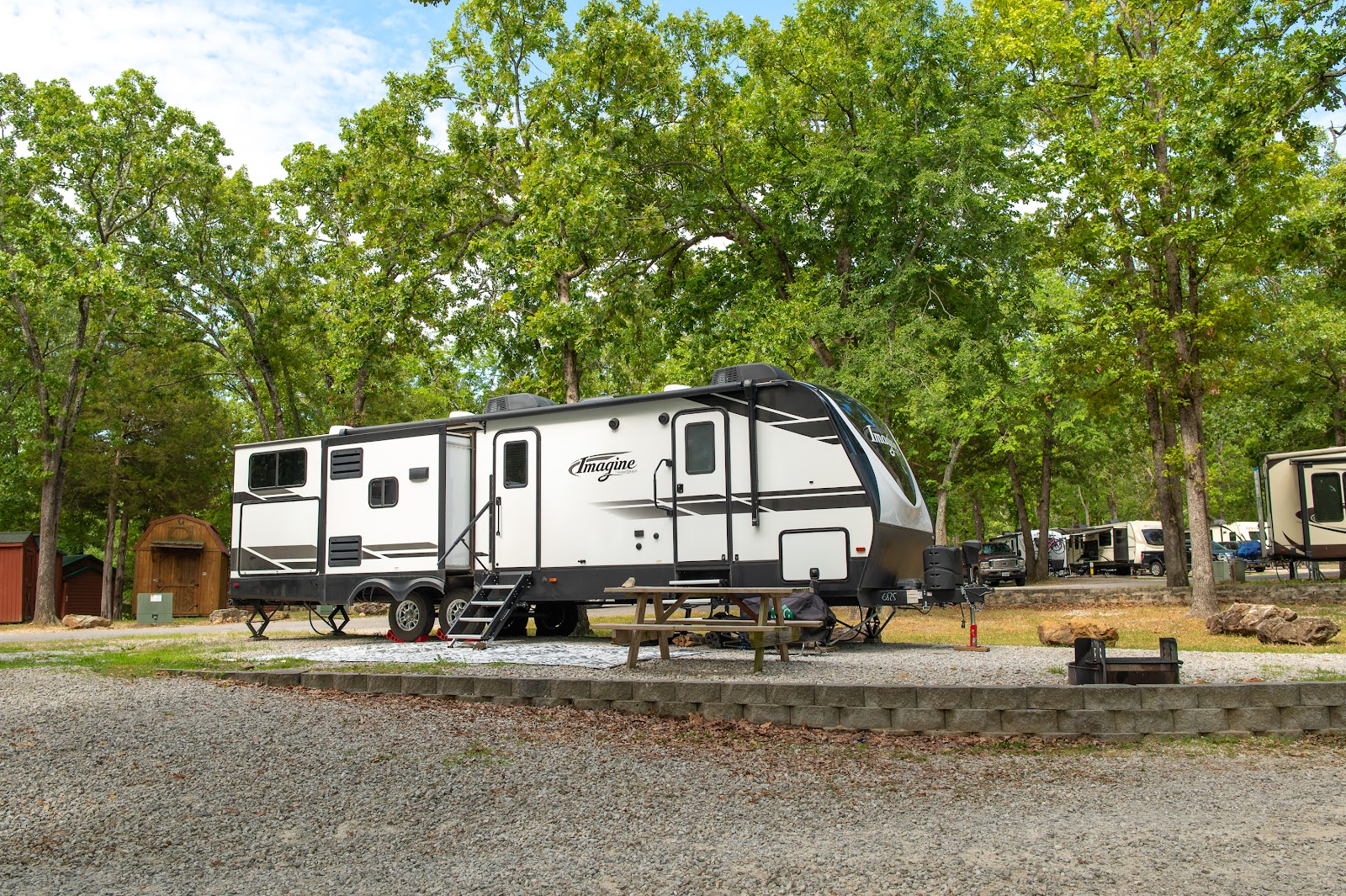 Port of Kimberling Marina & Campground