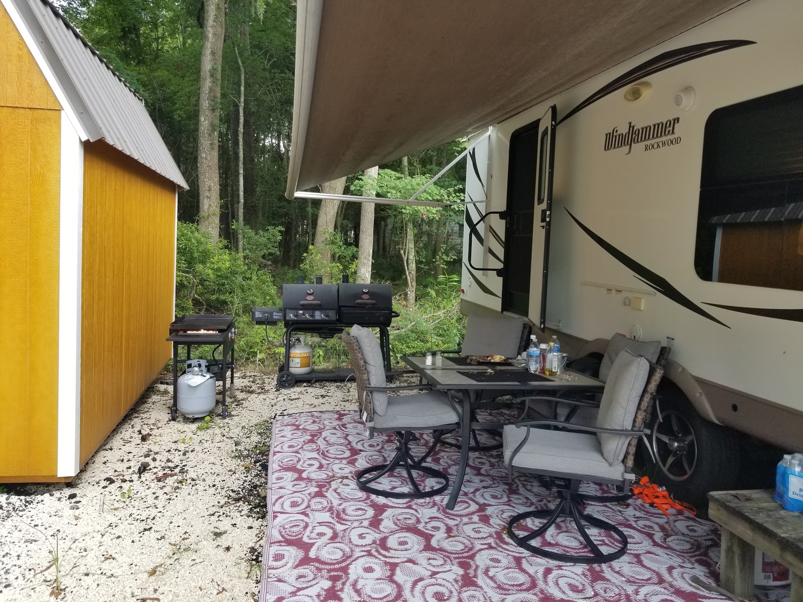 Len Thomas RV Park and Campground