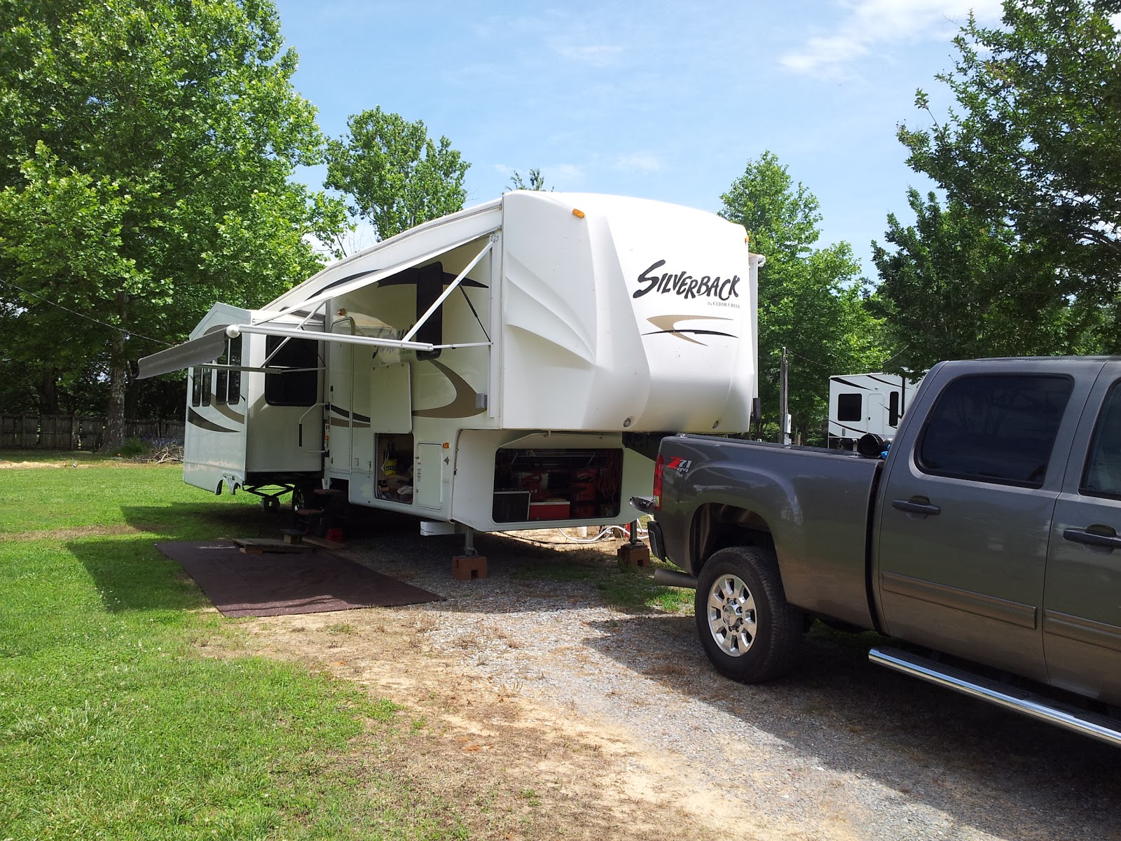 Mountain Breeze RV Park