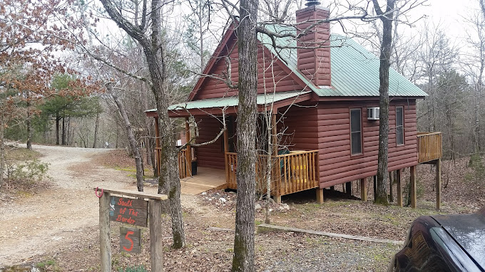 River View Cabins & Canoes