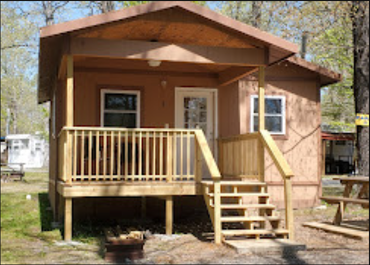 Lakeview Cottages & Marina