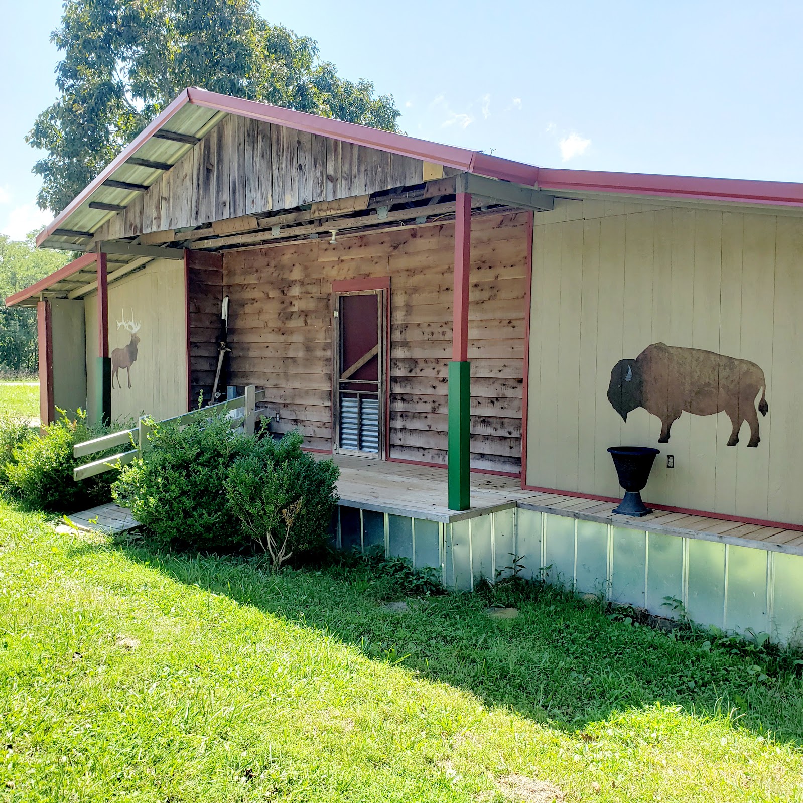 Centerpoint Horse Camp & Lodge