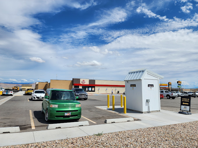 Love’s RV Hookup – Green River