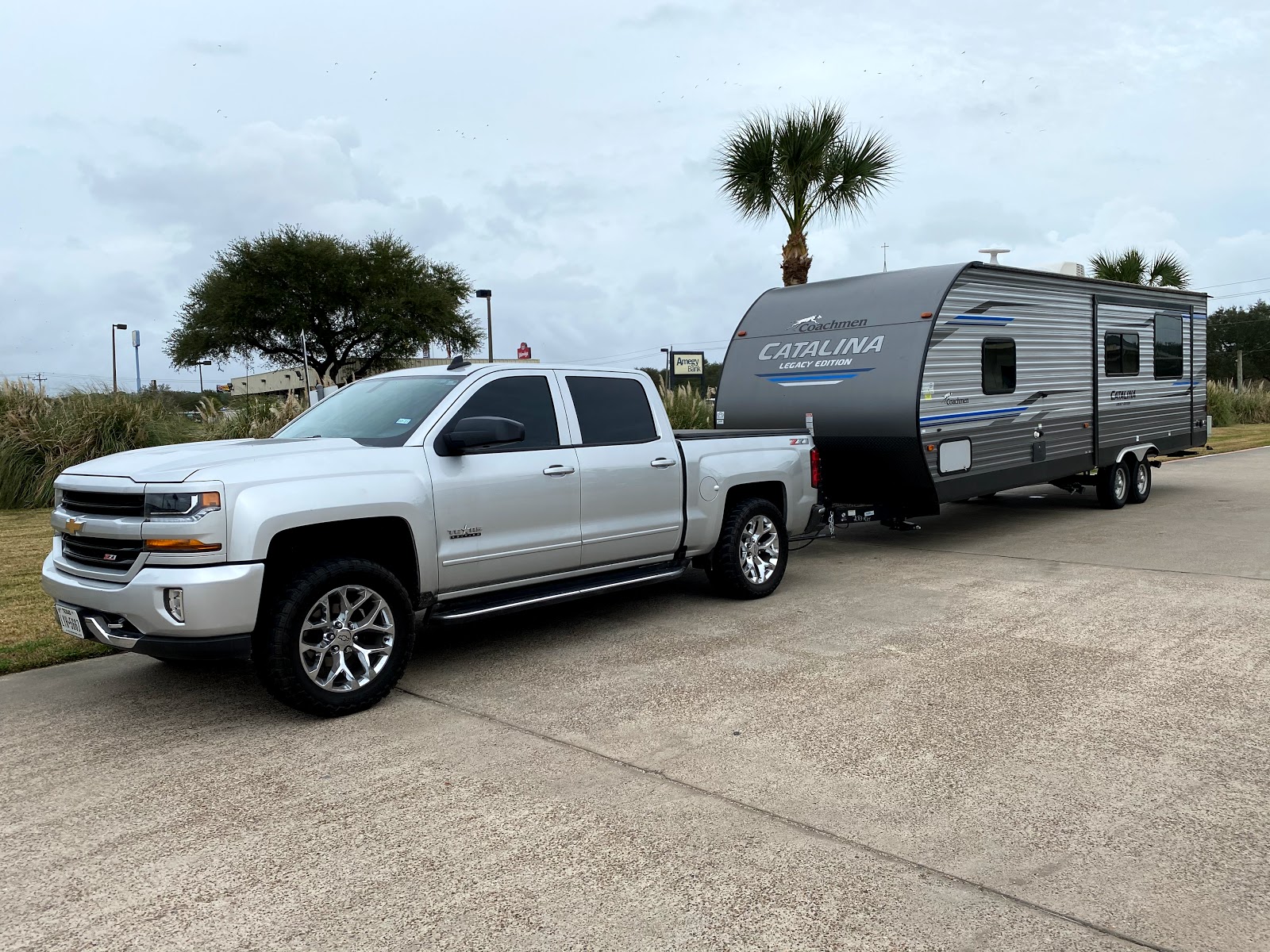 Bay Colony RV Park & Car Wash