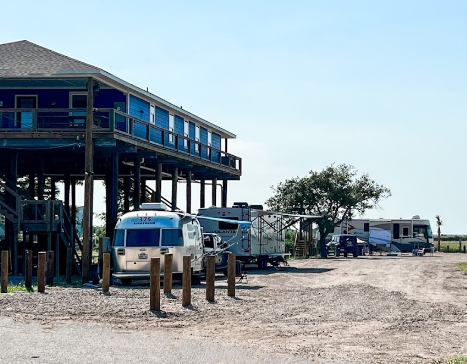 I'm on Vacation - Lodge + RV Retreat