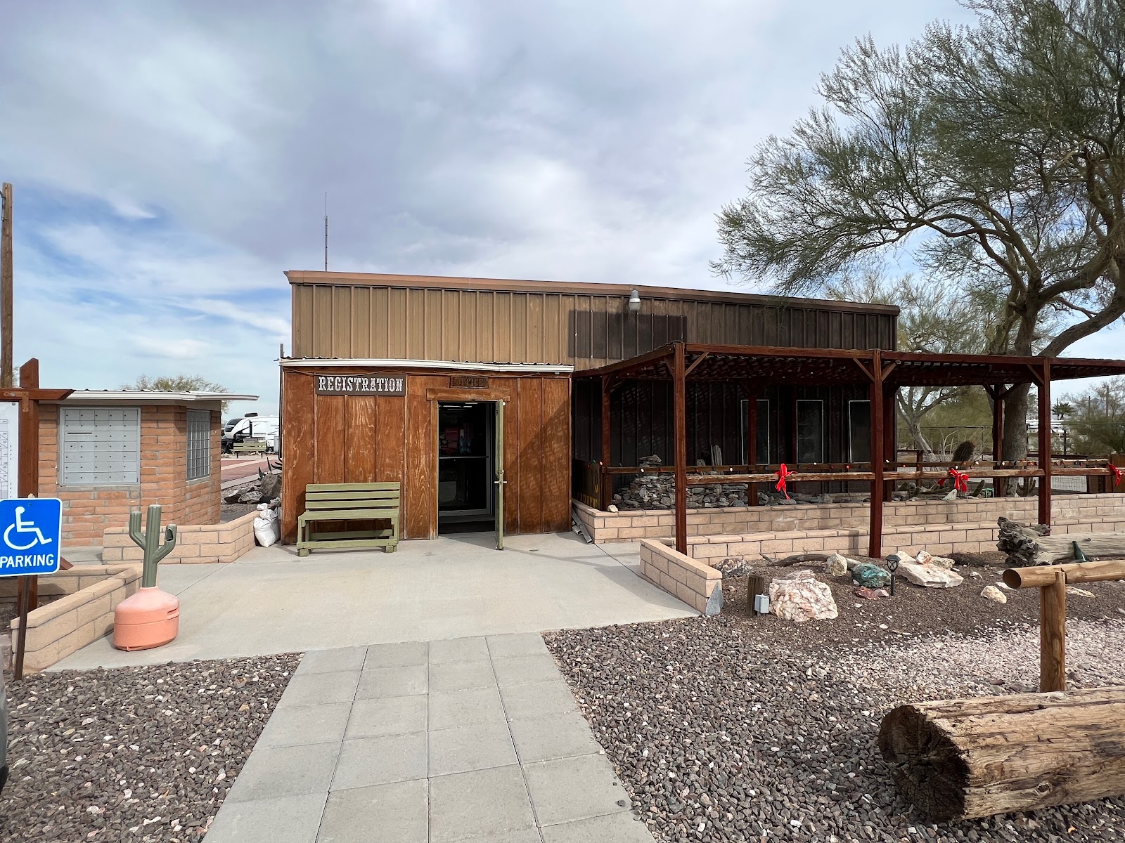 Desert Gardens International RV & Mobile Home Park