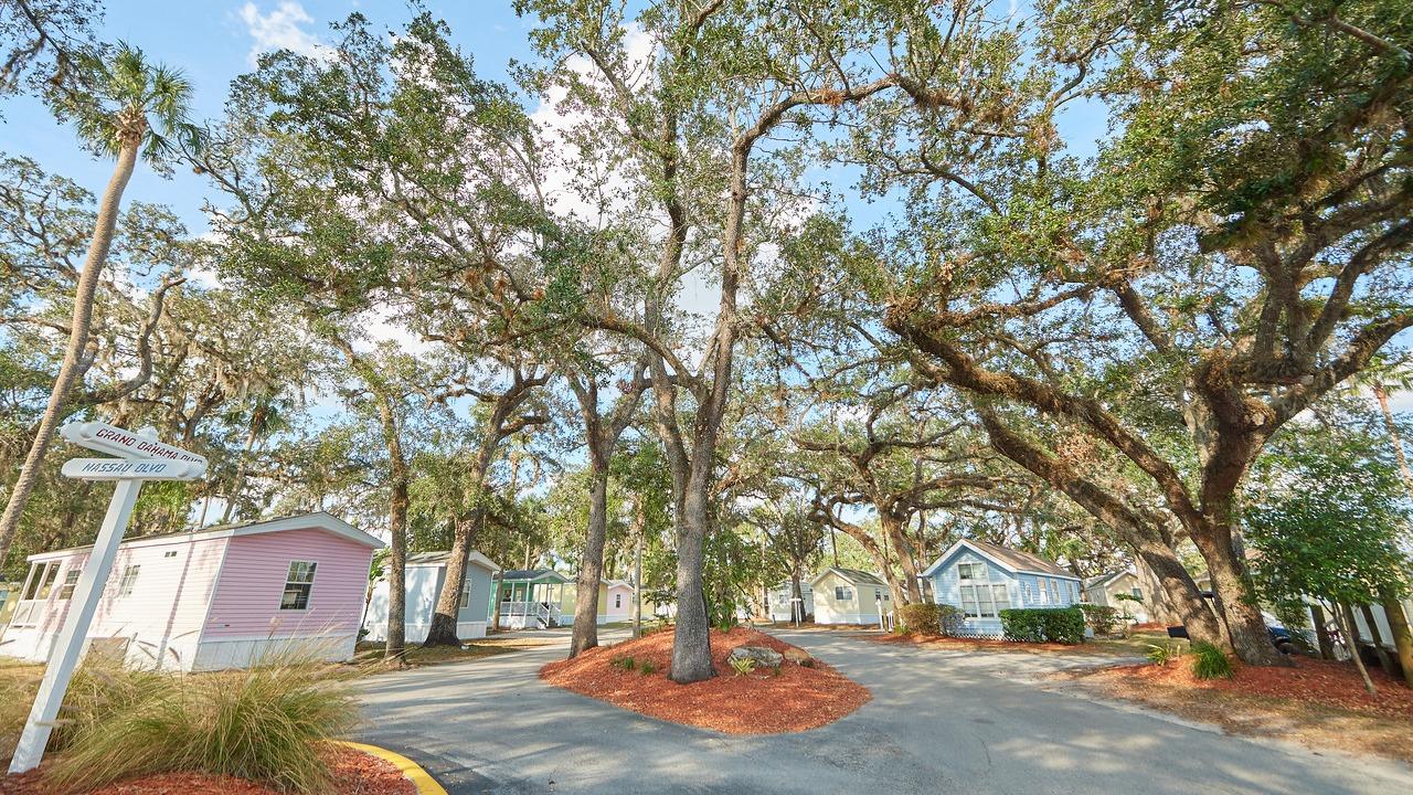 Encore Tropical Palms Camping